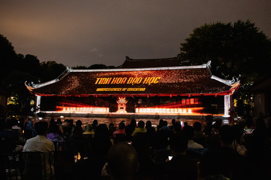  Tour Văn Miếu Về Đêm Tinh Hoa Giáo Dục